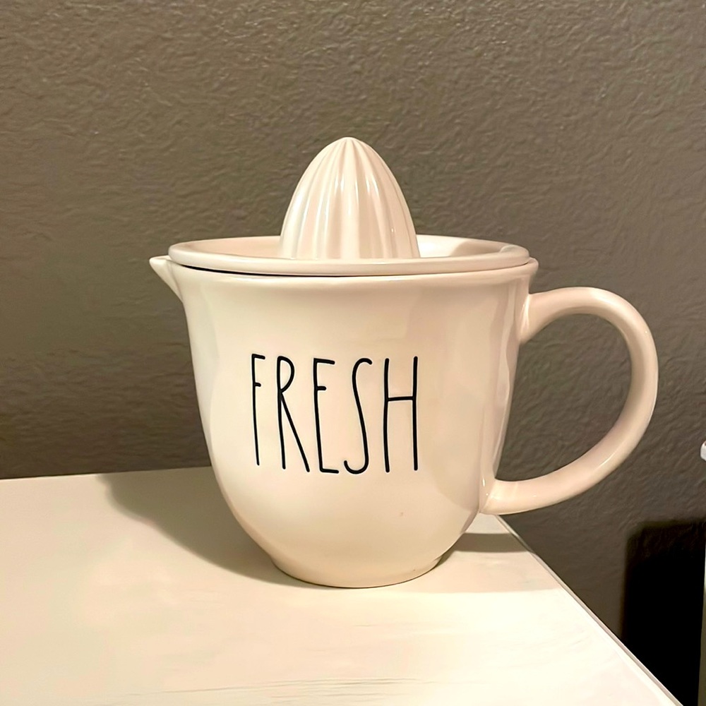 Rae Dunn “Fresh” Juicer